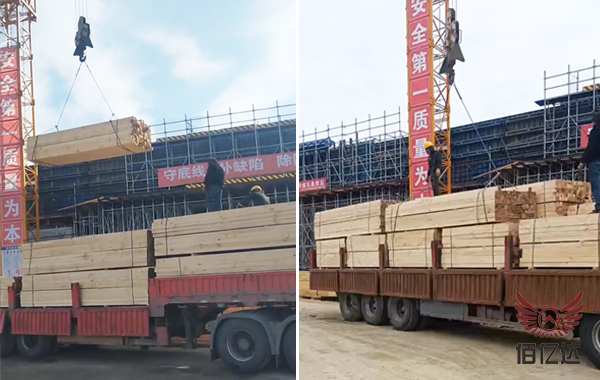 建筑木方工地卸車現場圖